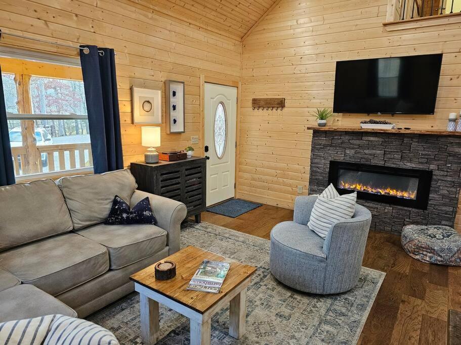 Sugar Bear Cabin With Boat Parking 5 Mins To State Park & Golf Burkesville Exterior foto